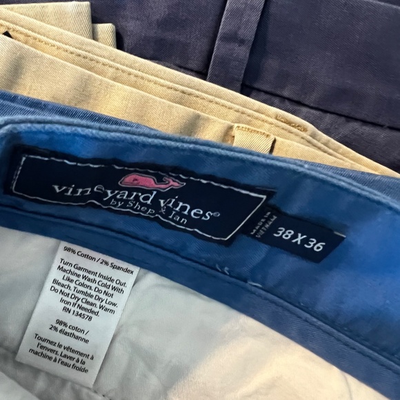 Vinyard Vines. 3 pair - Picture 6 of 7